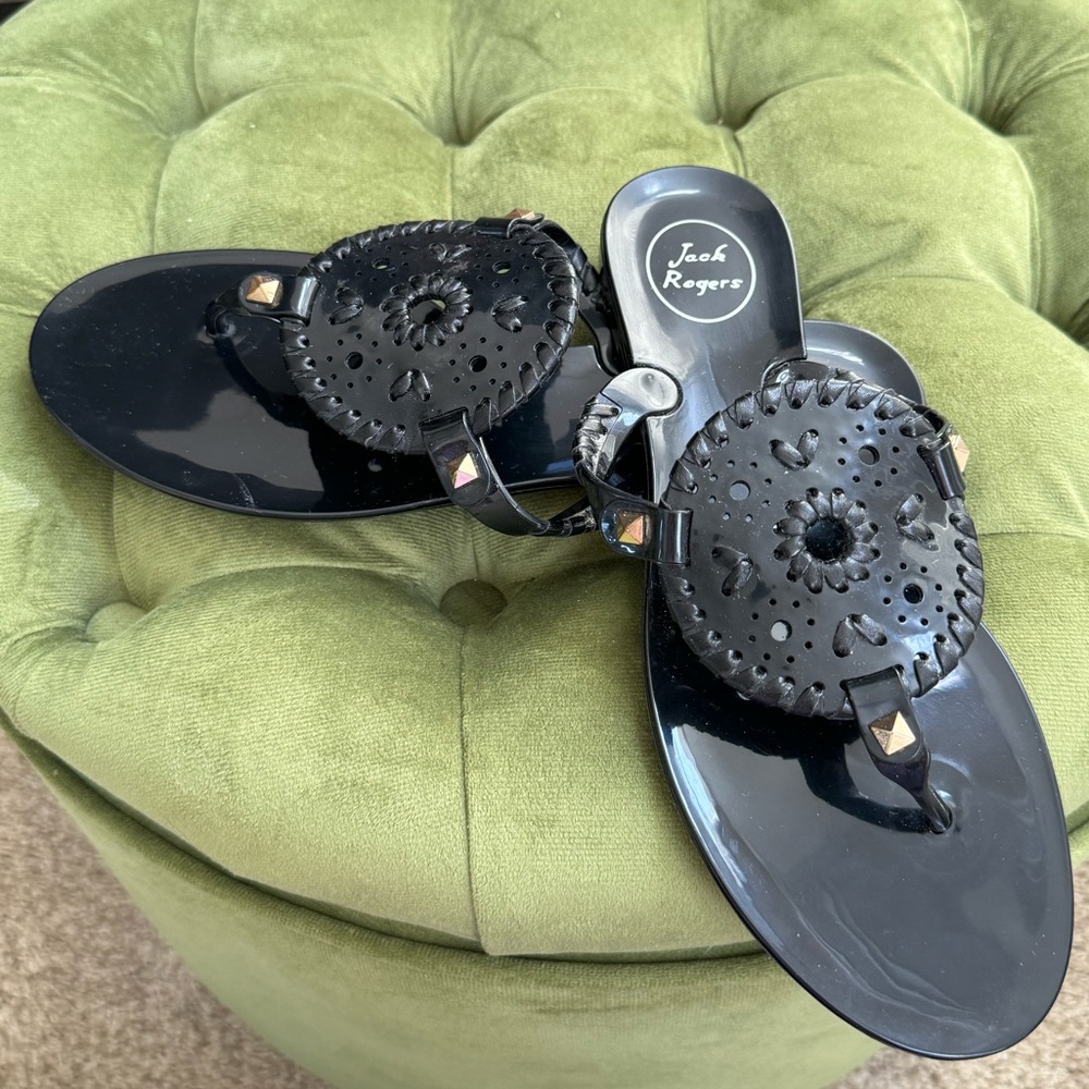 Jack Rogers Georgica Jelly slides in blk. Size 9.